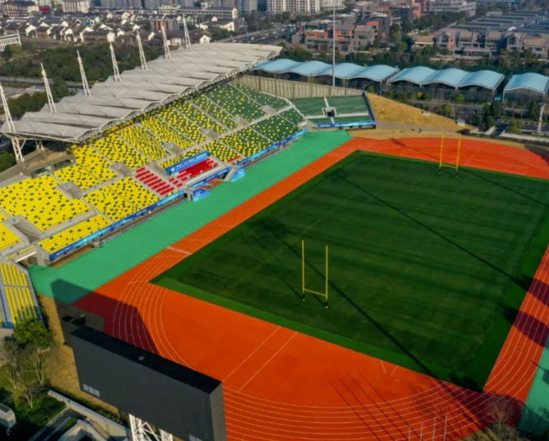 运动场的LED显示屏装置方法及注重事项